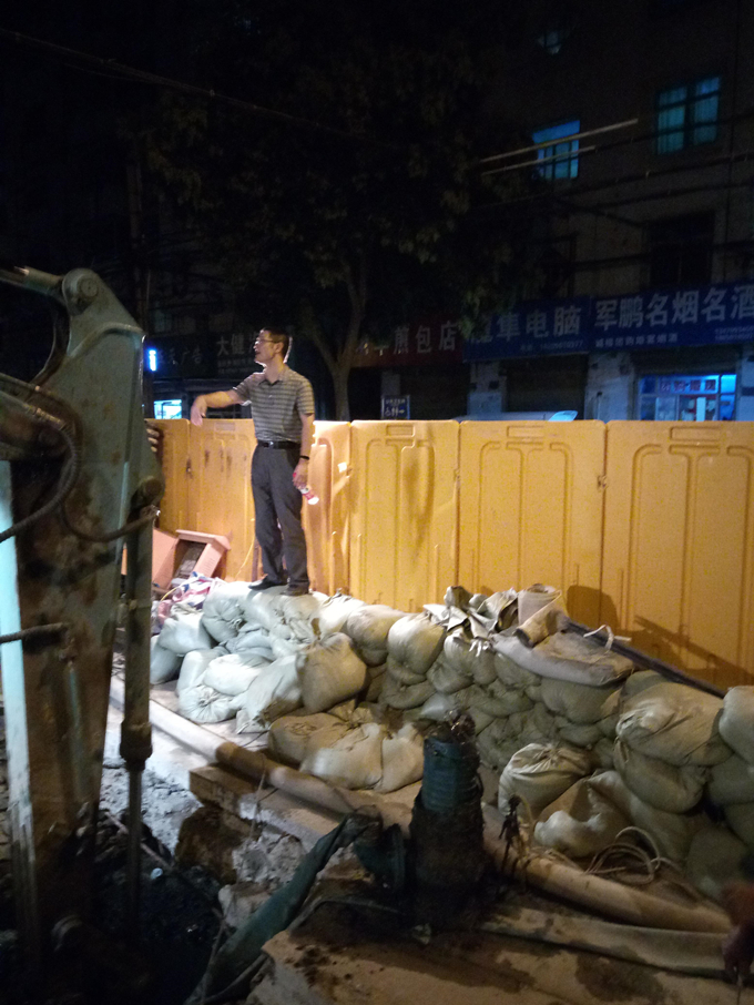 夙夜為公，一路暢通安徽交航總經(jīng)理方申柱帶領(lǐng)項(xiàng)目班子攻克項(xiàng)目難點(diǎn)紀(jì)實(shí)